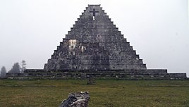 Archivada la denuncia contra Santonja por la Pirámide de los Italianos