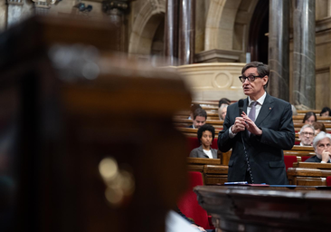 El Parlament da un paso más para crear un cuerpo 'paradiplomático' catalán