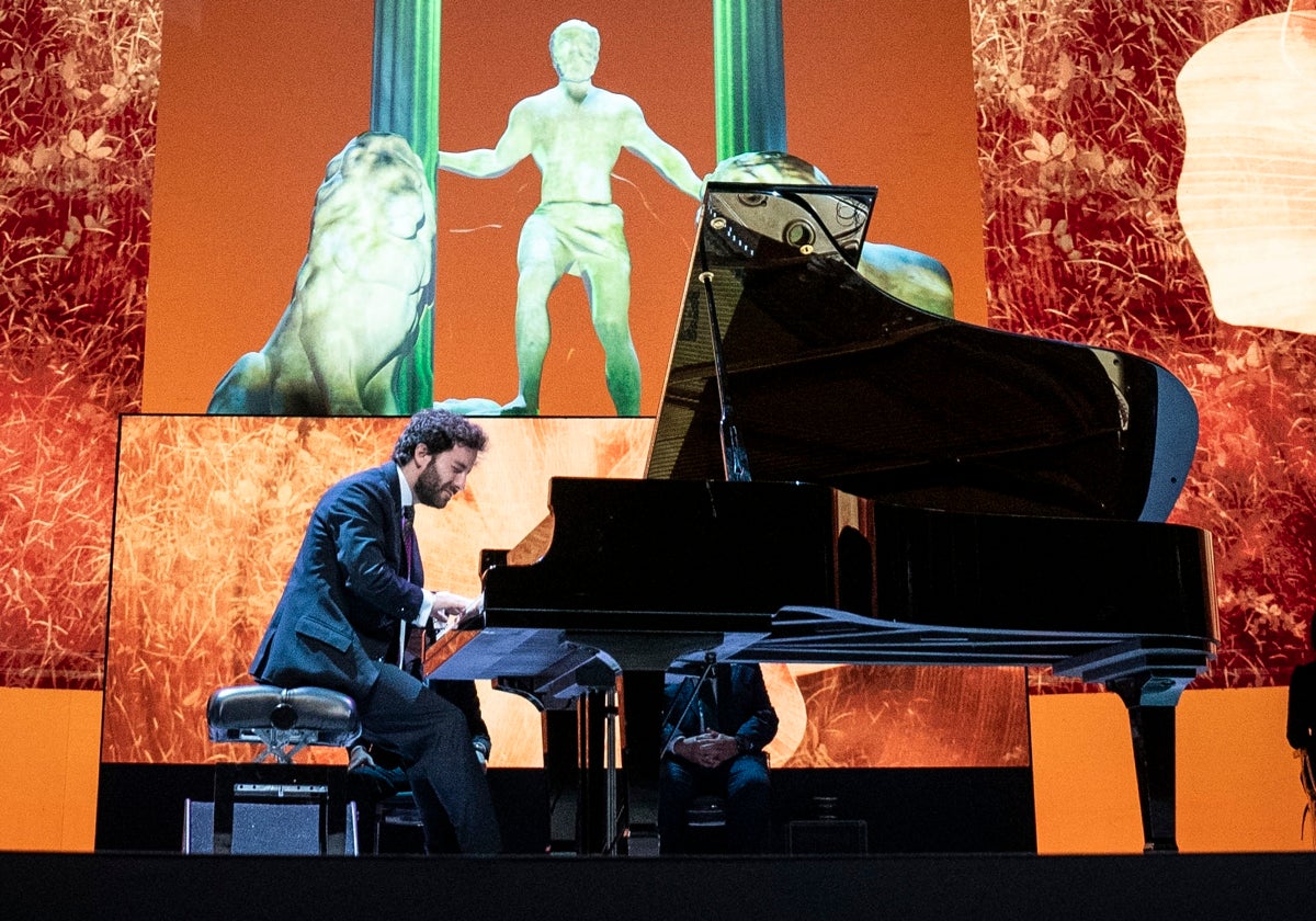 El pianista Chico Pérez durante un concierto