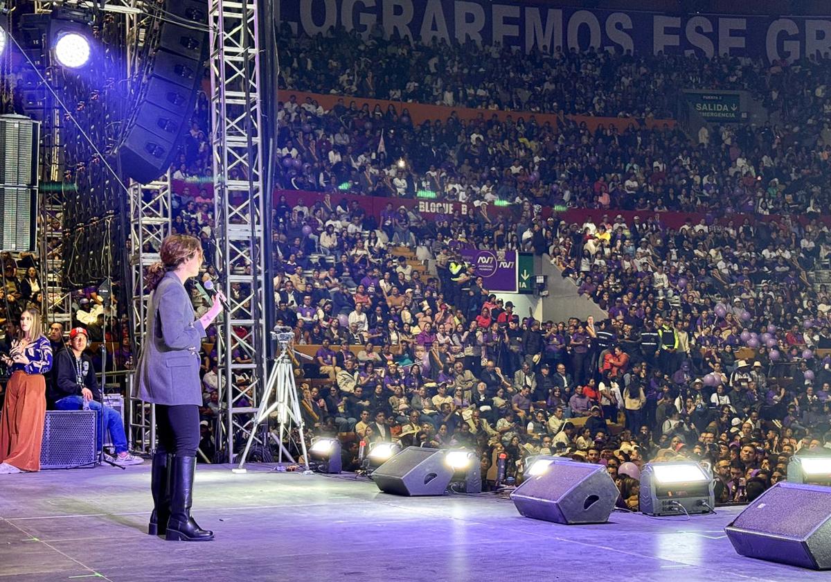 La presidenta de la Comunidad de Madrid, Isabel Díaz Ayuso, durante un acto de campaña en apoyo a Daniel Noboa, en Ecuador