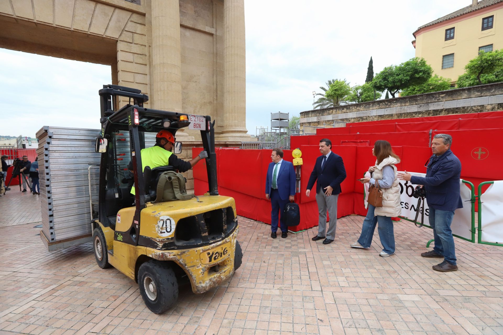 En imágenes, el montaje final de la carrera oficial de la Semana Santa de Córdoba 2025