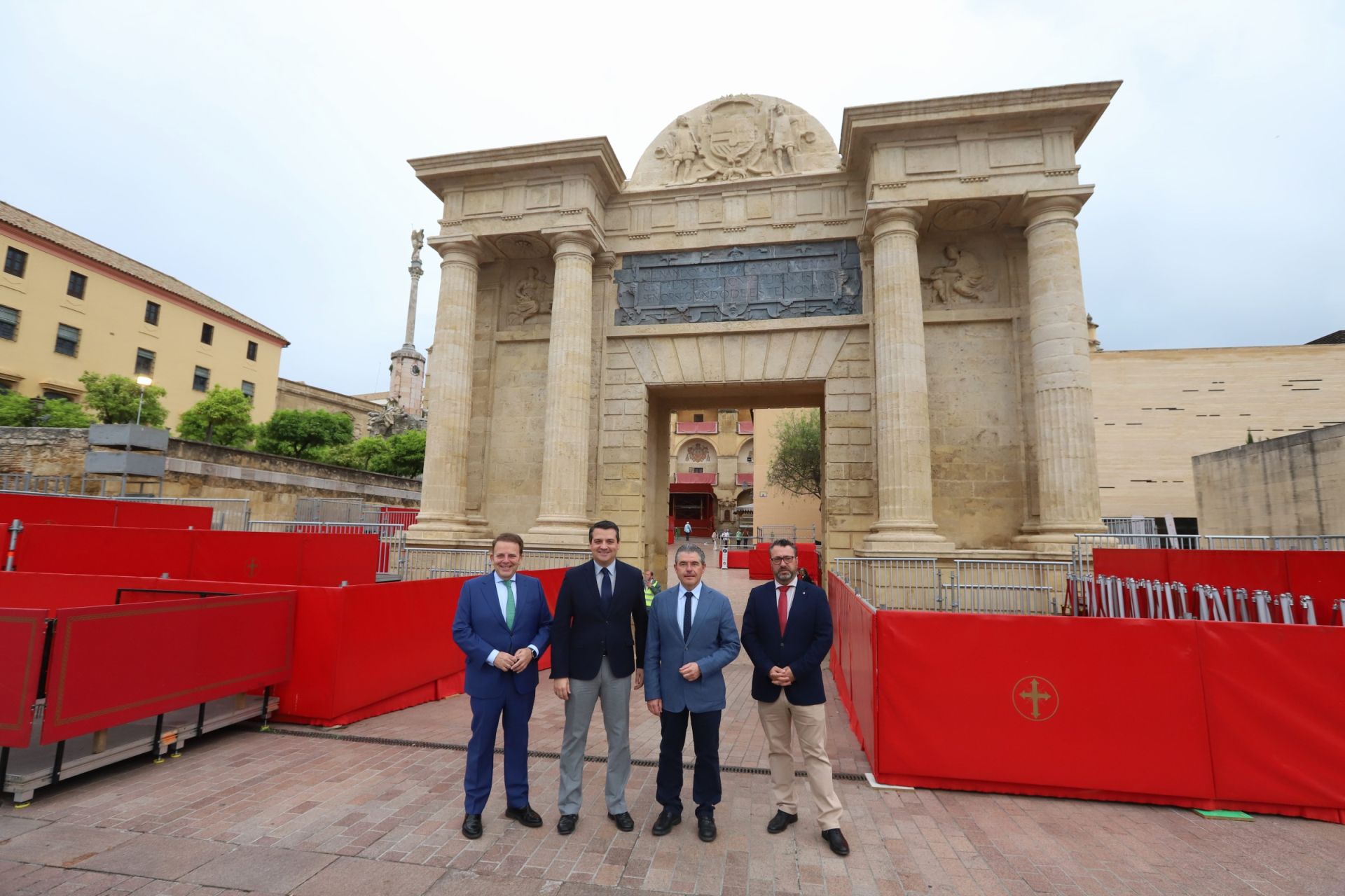 En imágenes, el montaje final de la carrera oficial de la Semana Santa de Córdoba 2025