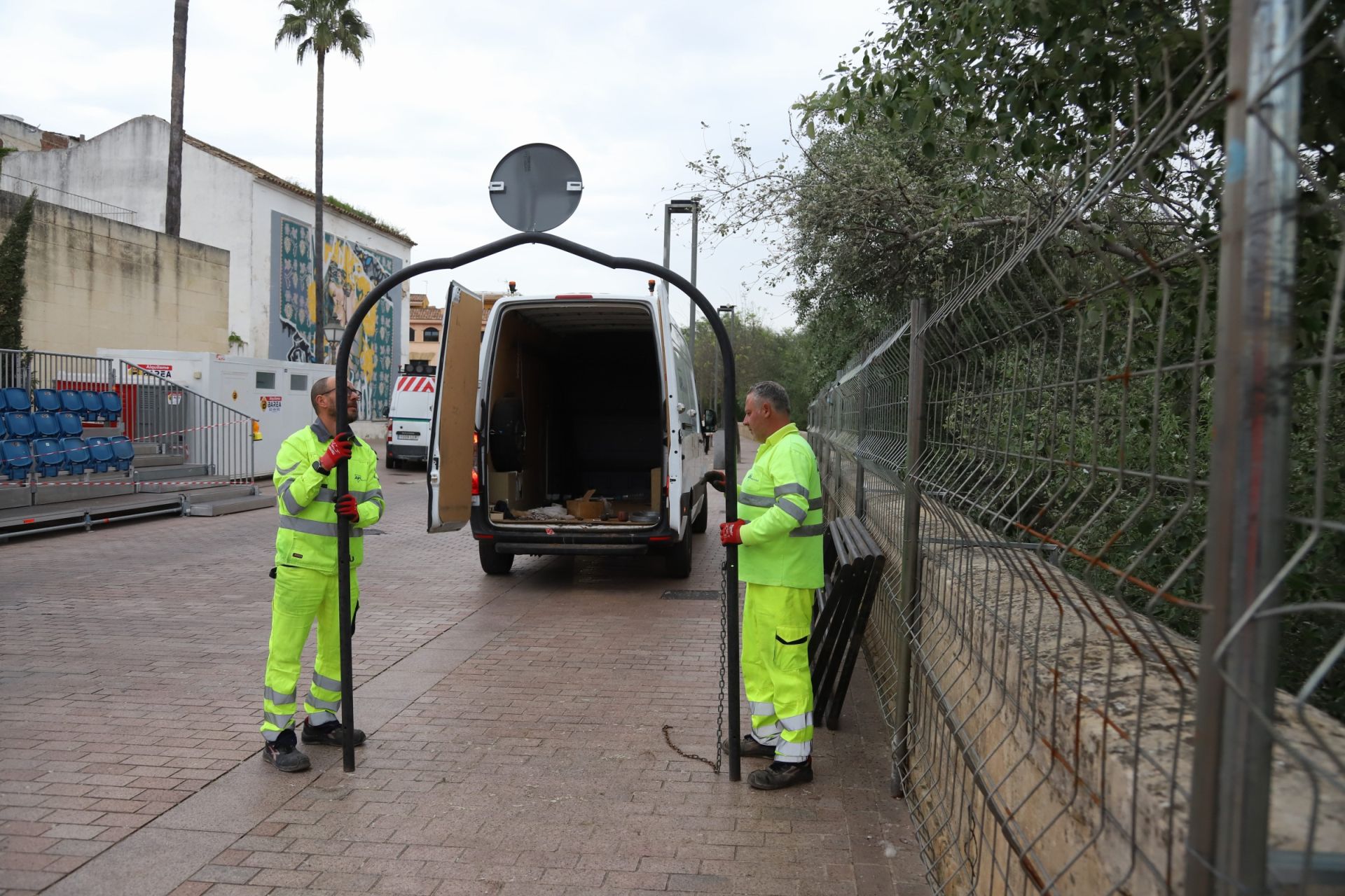 En imágenes, el montaje final de la carrera oficial de la Semana Santa de Córdoba 2025