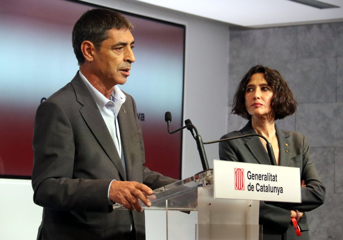 Trapero, junto a la consejera de Interior, Núria Parlon