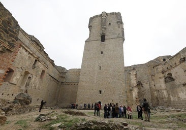 El castillo más alto de España está en este pueblo de Córdoba y tardaron 33 años en construirlo
