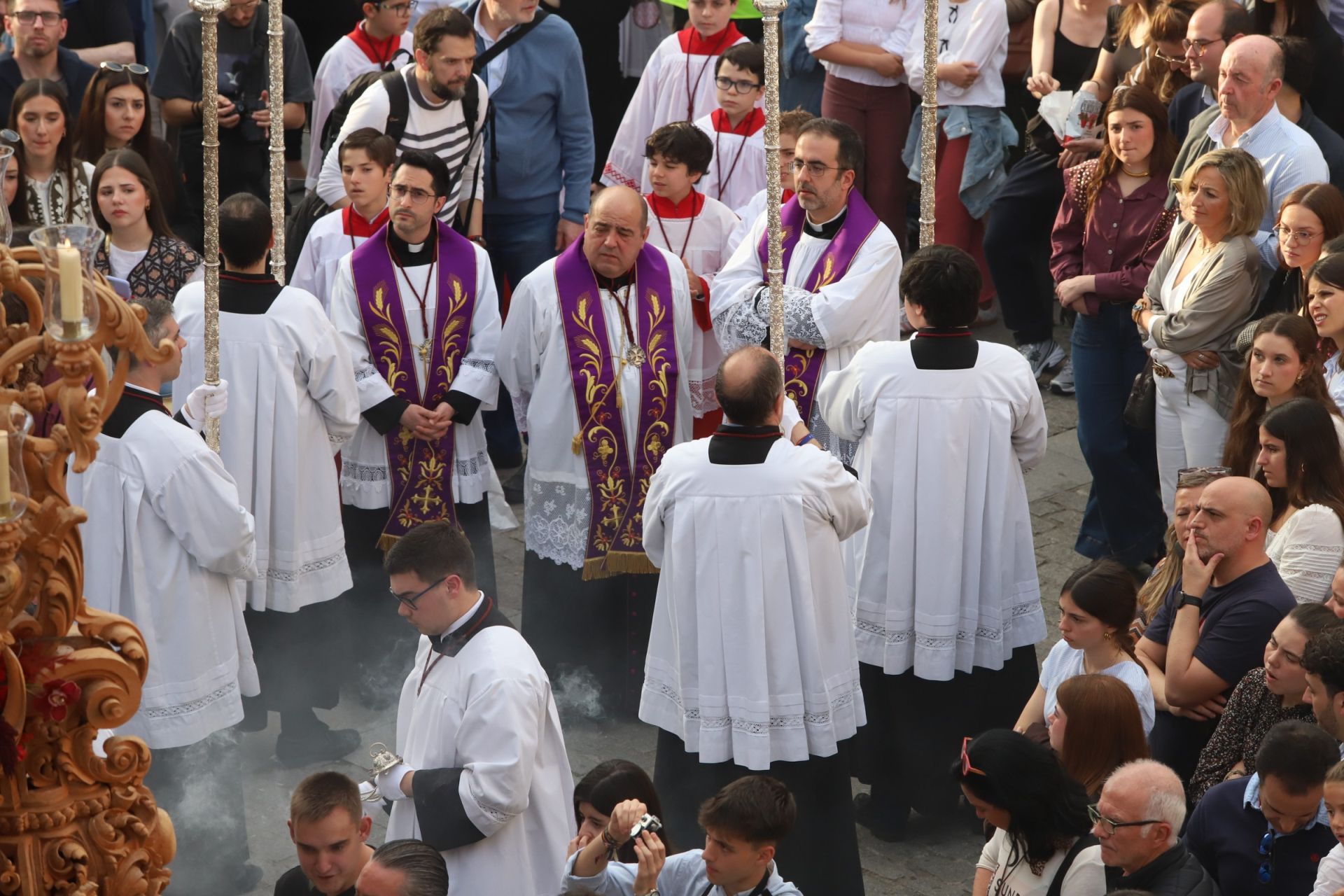 La espiritual procesión del Cristo de la Providencia de Córdoba, en imágenes