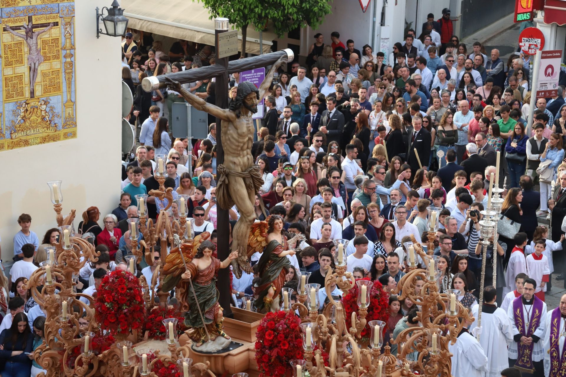 La espiritual procesión del Cristo de la Providencia de Córdoba, en imágenes