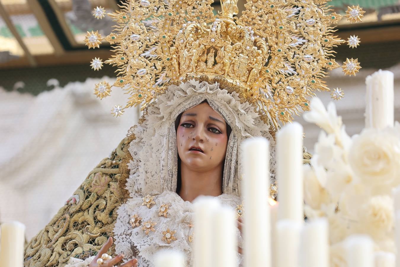 La emotiva procesión de la Esperanza de Córdoba, en imágenes