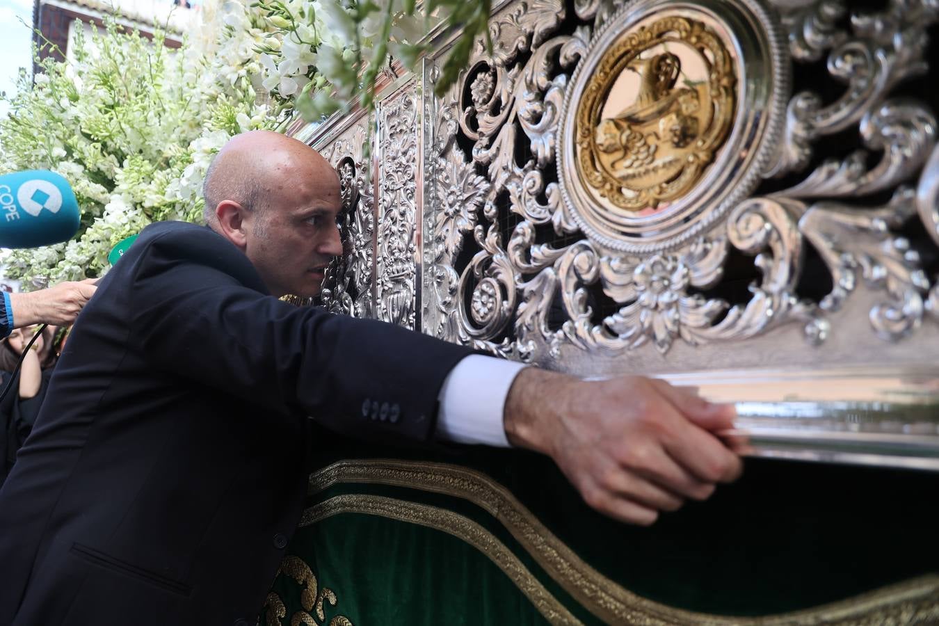 La emotiva procesión de la Esperanza de Córdoba, en imágenes