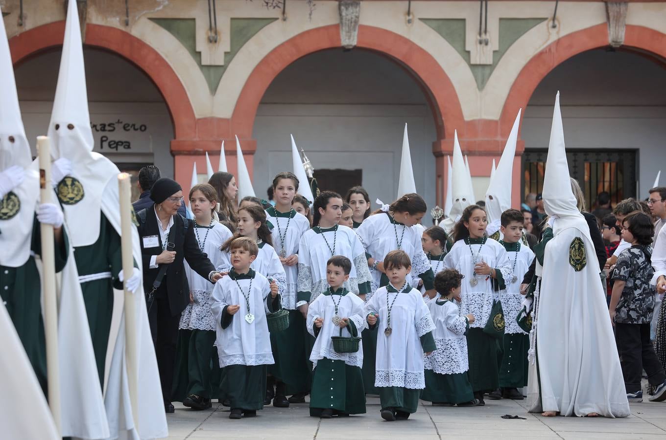 La pletórica procesión del Huerto de Córdoba, en imágenes