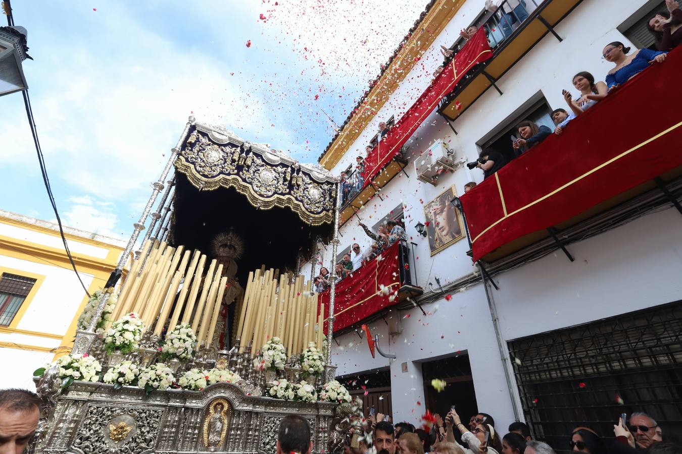 El sentido cortejo de las Penas de Santiago de Córdoba, en imágenes