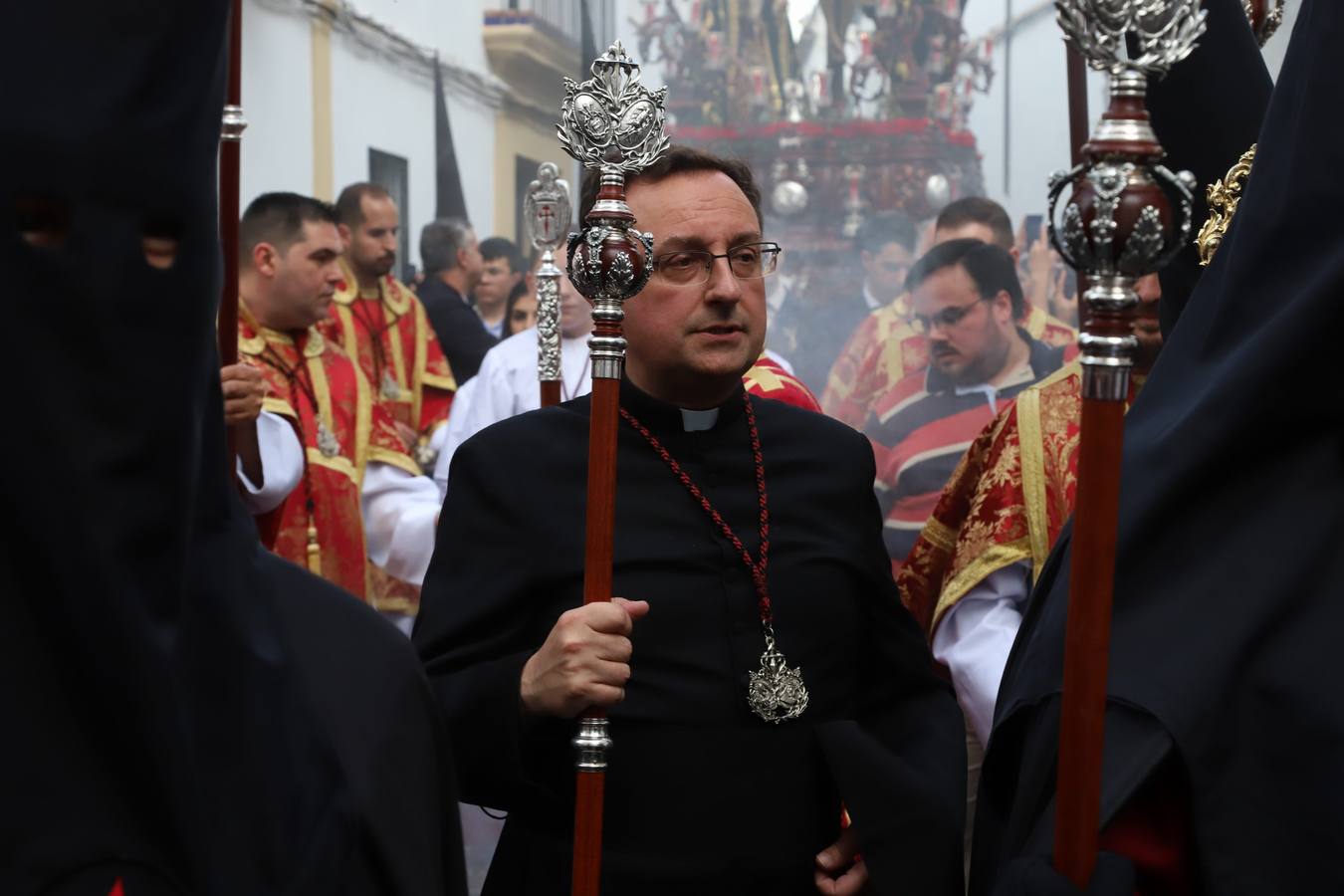 El sentido cortejo de las Penas de Santiago de Córdoba, en imágenes