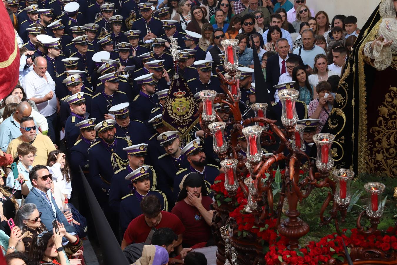 El sentido cortejo de las Penas de Santiago de Córdoba, en imágenes
