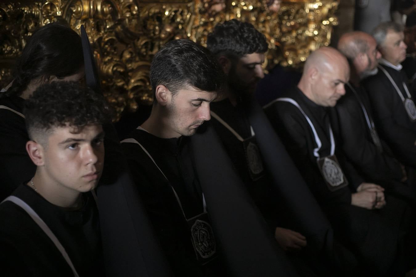 La decepción de la hermandad de Ánimas, en imágenes