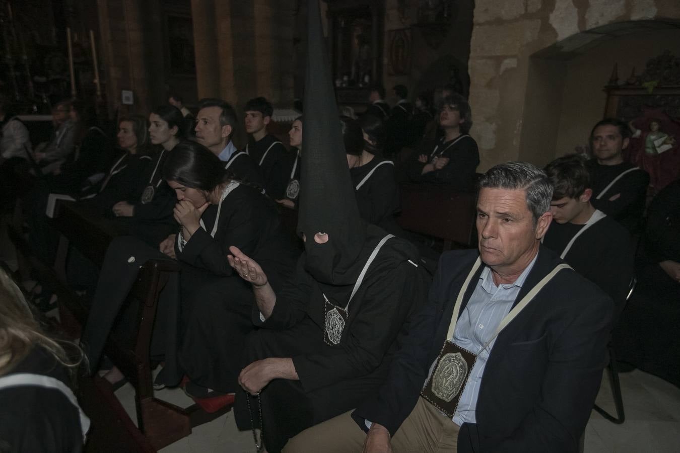 La decepción de la hermandad de Ánimas, en imágenes