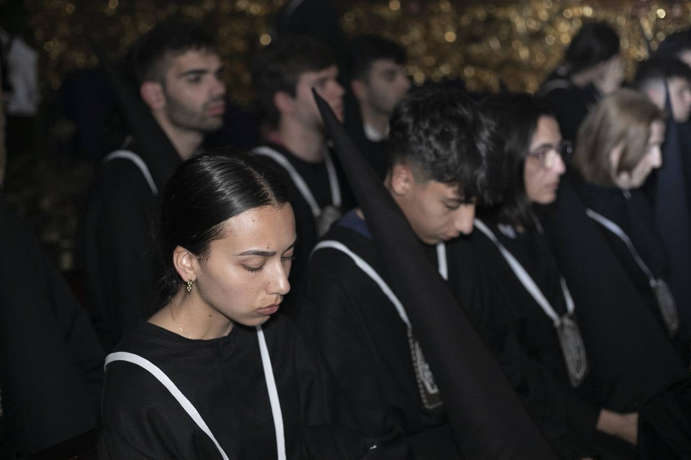 La decepción de la hermandad de Ánimas, en imágenes