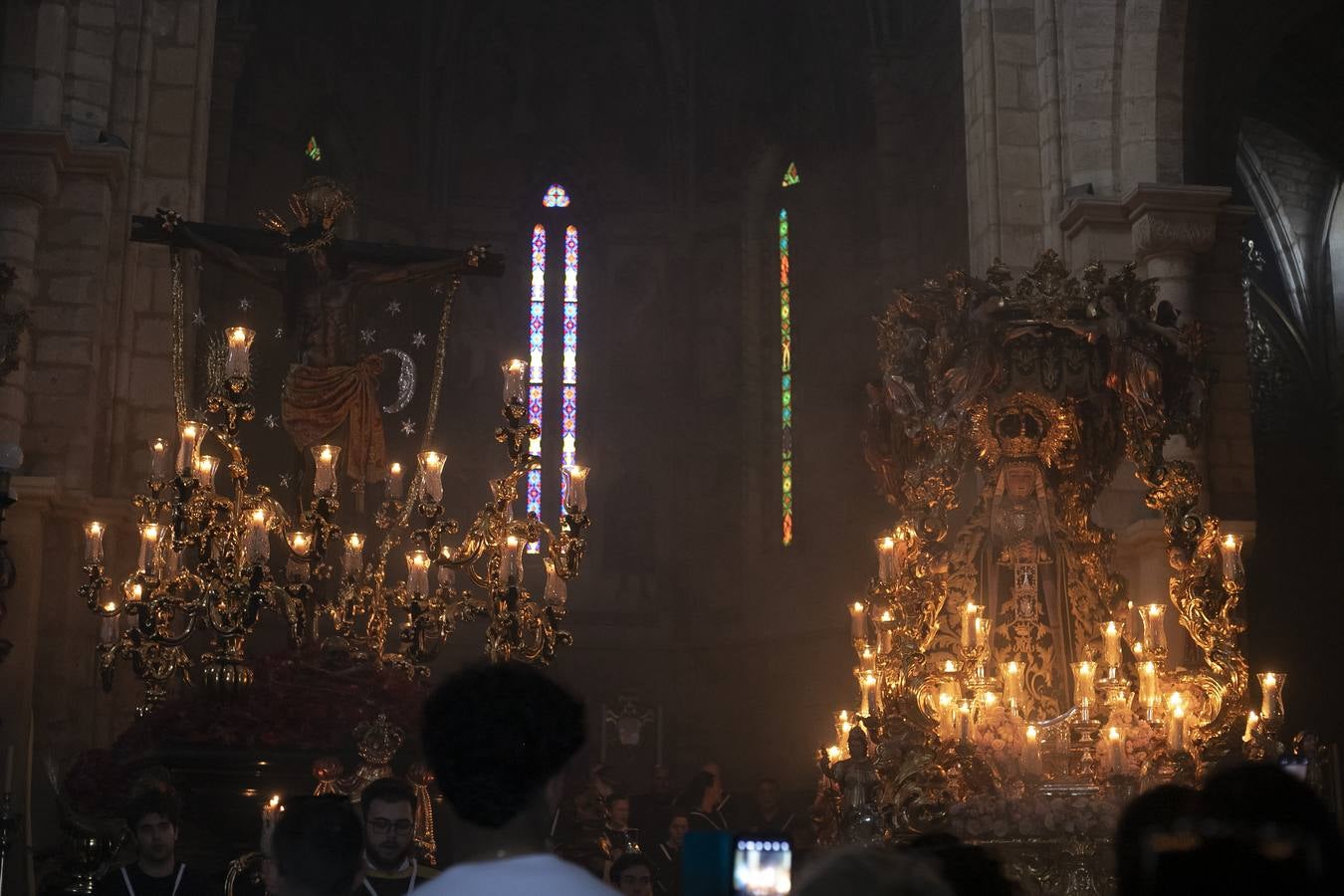 La decepción de la hermandad de Ánimas, en imágenes