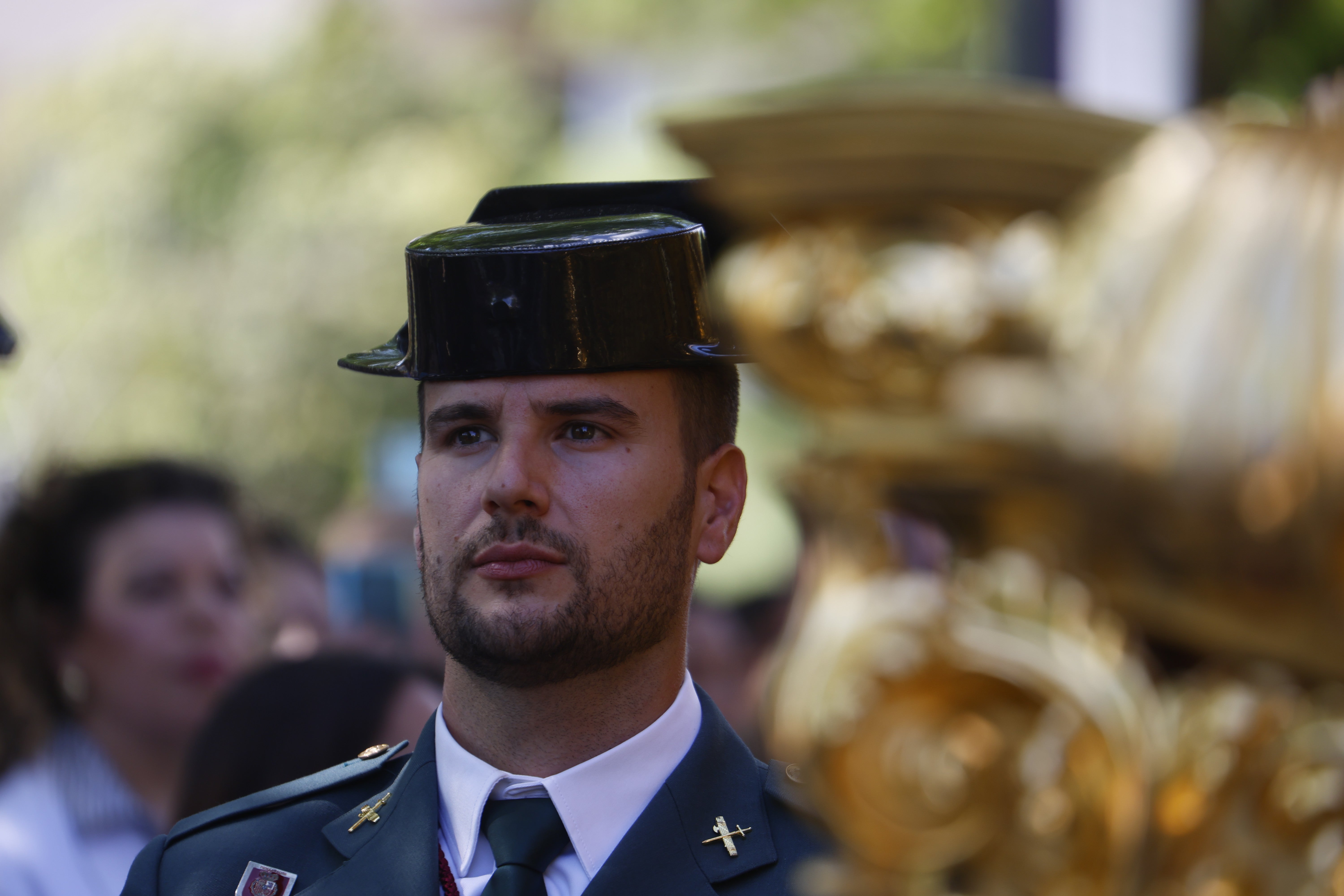 El emocionante paso de la hermandad de la Estrella por el Lunes Santo de Córdoba, en imágenes