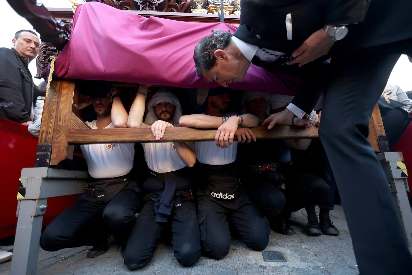 Las imágenes de la hermandad de la Santa Faz en el Martes Santo