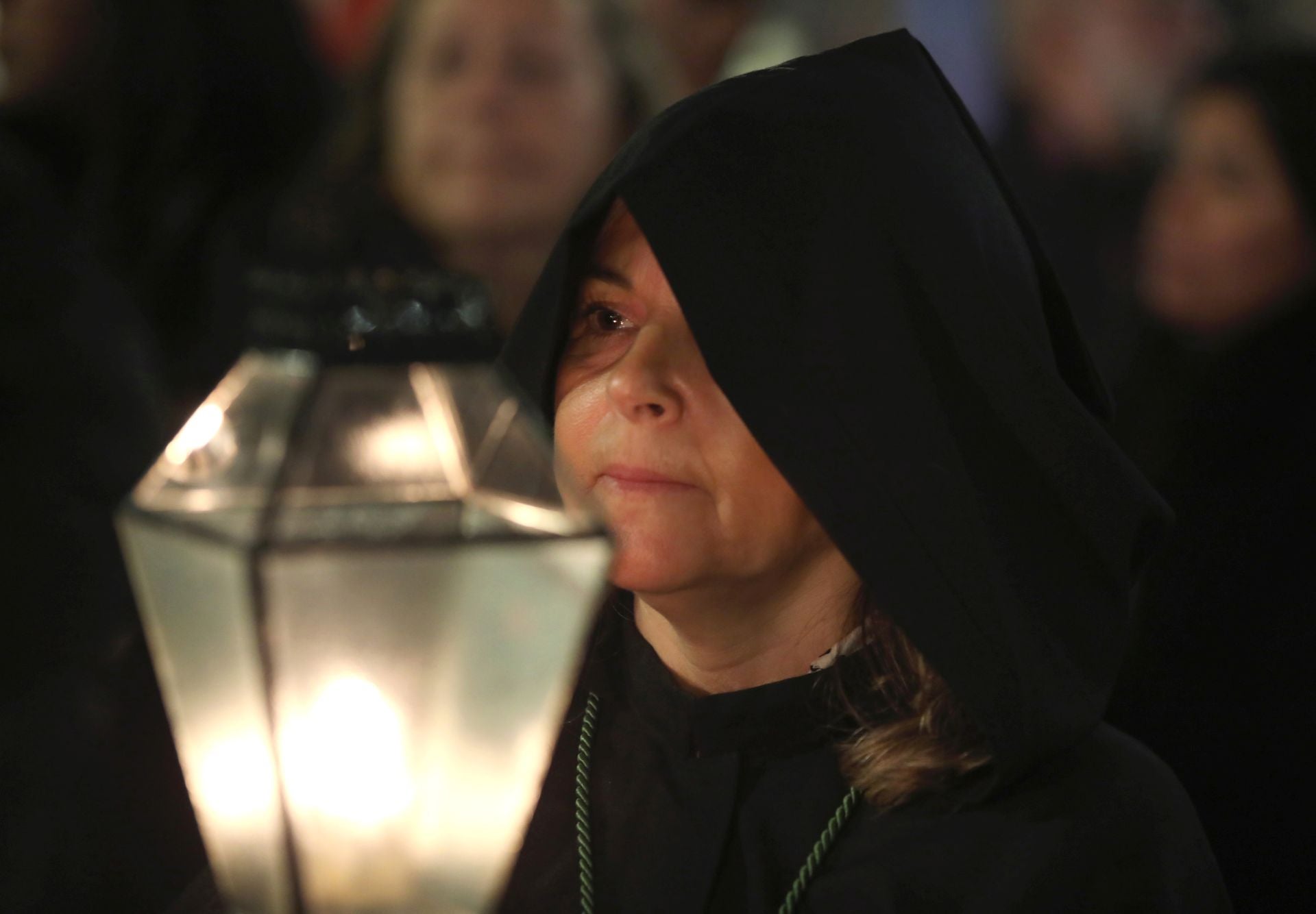 Las imágenes del Cristo de la Misericordia y Soledad de los Pobres por las calles de Toledo