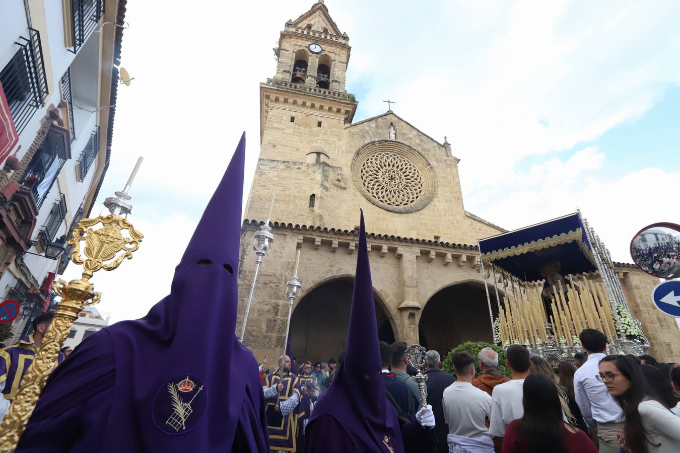 La hermandad del Calvario en el Miércoles Santo de Córdoba, en imágenes
