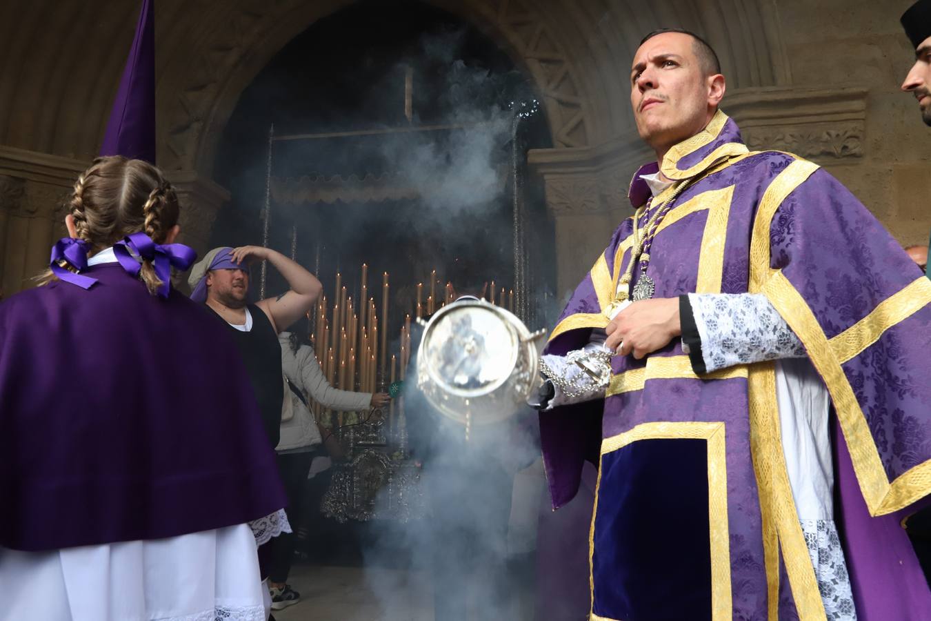 La hermandad del Calvario en el Miércoles Santo de Córdoba, en imágenes