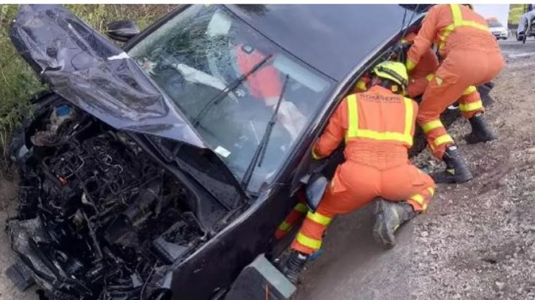 El exarzobispo de Zaragoza Manuel Ureña sale de la UCI tras sufrir un grave accidente de tráfico