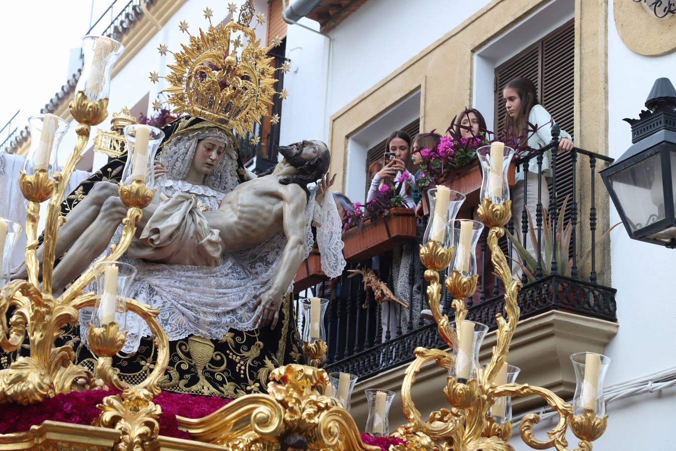 Las imágenes de la procesión de Las Angustias del Jueves Santo de Córdoba
