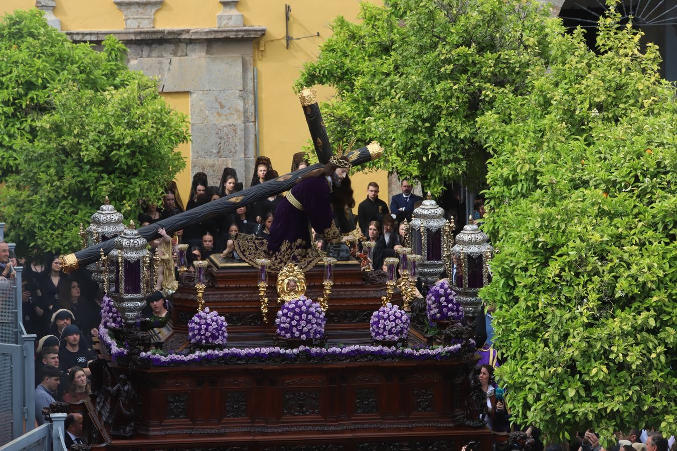 Las imágenes de la hermandad del Caído en el Jueves Santo de Córdoba