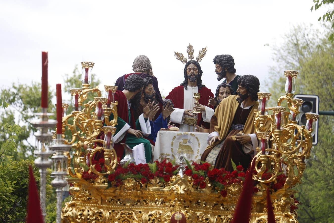 Las imágenes de la hermandad de la Sagrada Cena en el Jueves Santo de Córdoba