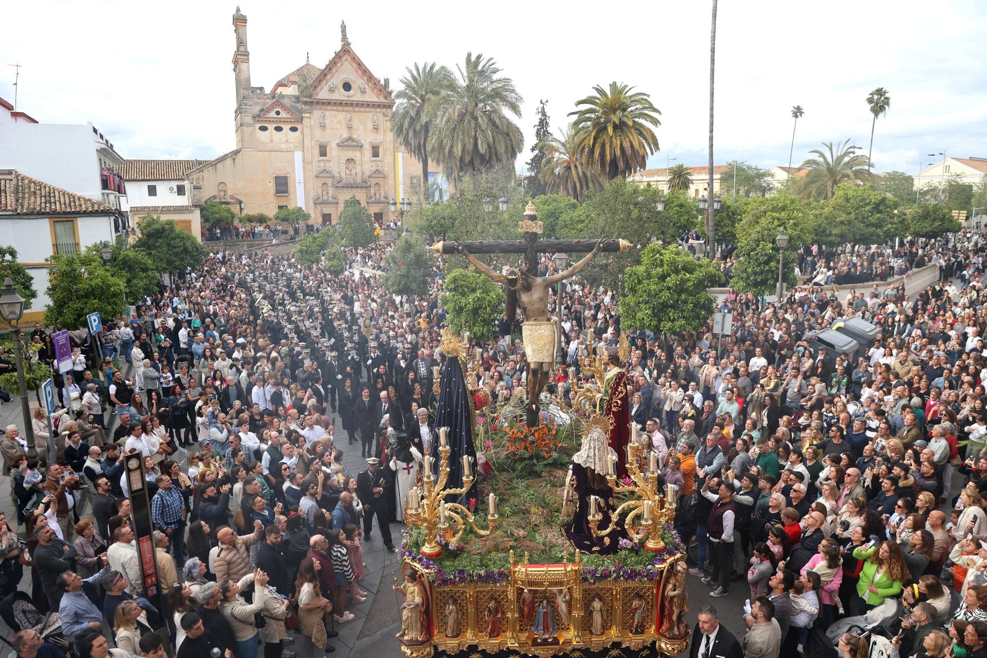 Las imágenes de la hermandad del Cristo de Gracia en el Jueves Santo de Córdoba
