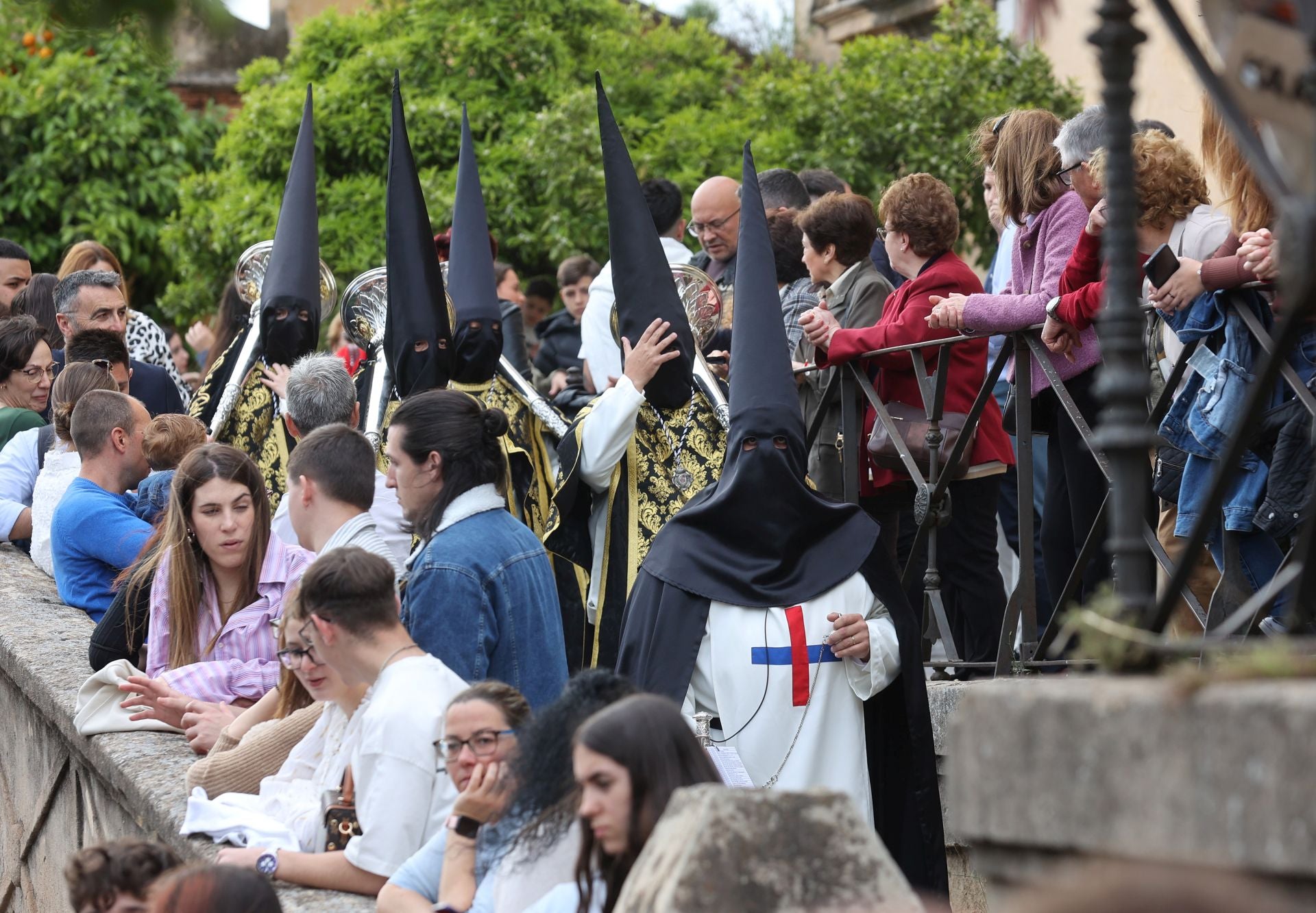 Las imágenes de la hermandad del Cristo de Gracia en el Jueves Santo de Córdoba