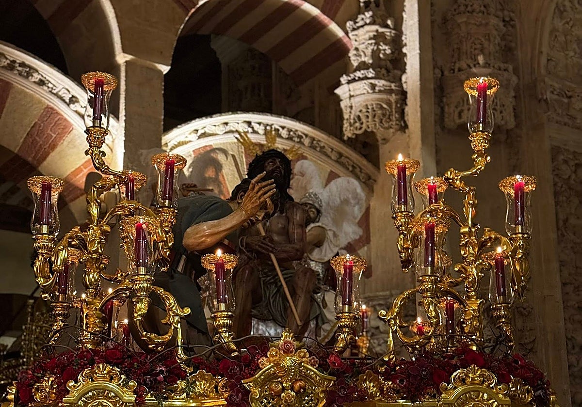 Coronación de Espinas en el interior de la Mezquita-Catedral de Córdoba