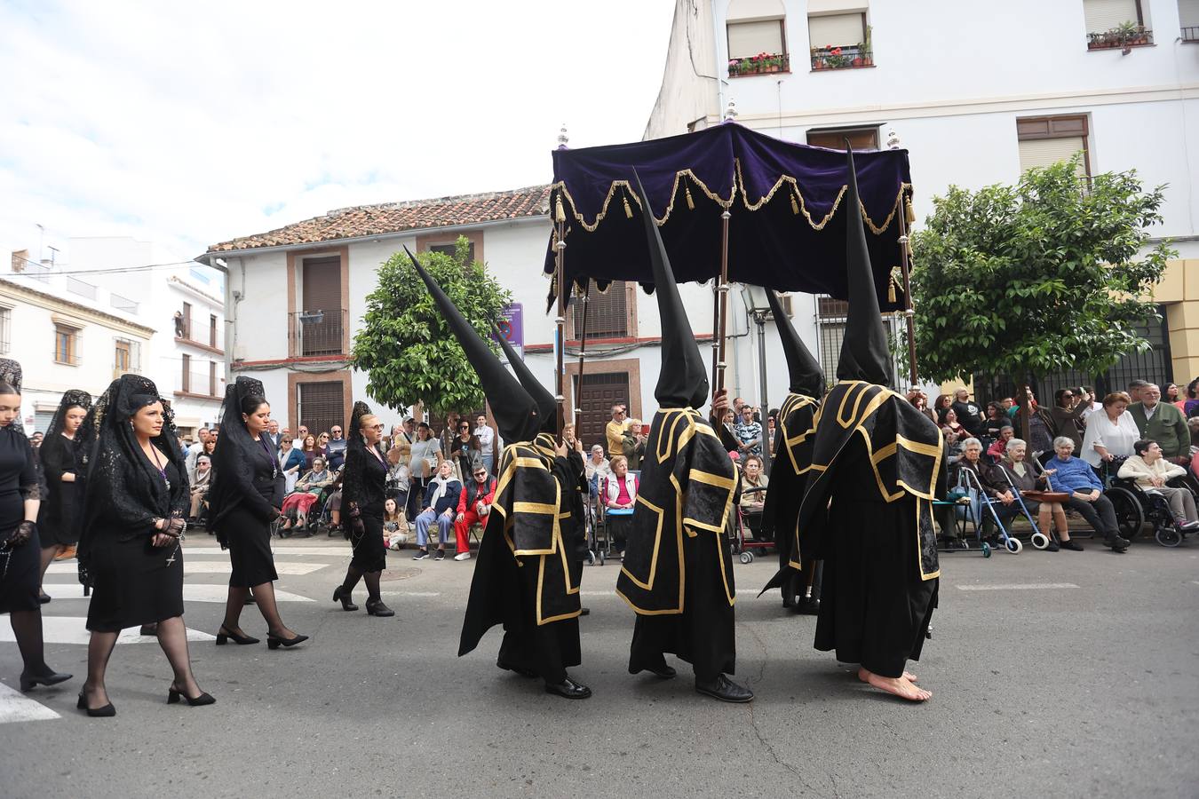 Las imágenes de la hermandad del Nazareno en el Jueves Santo de Córdoba