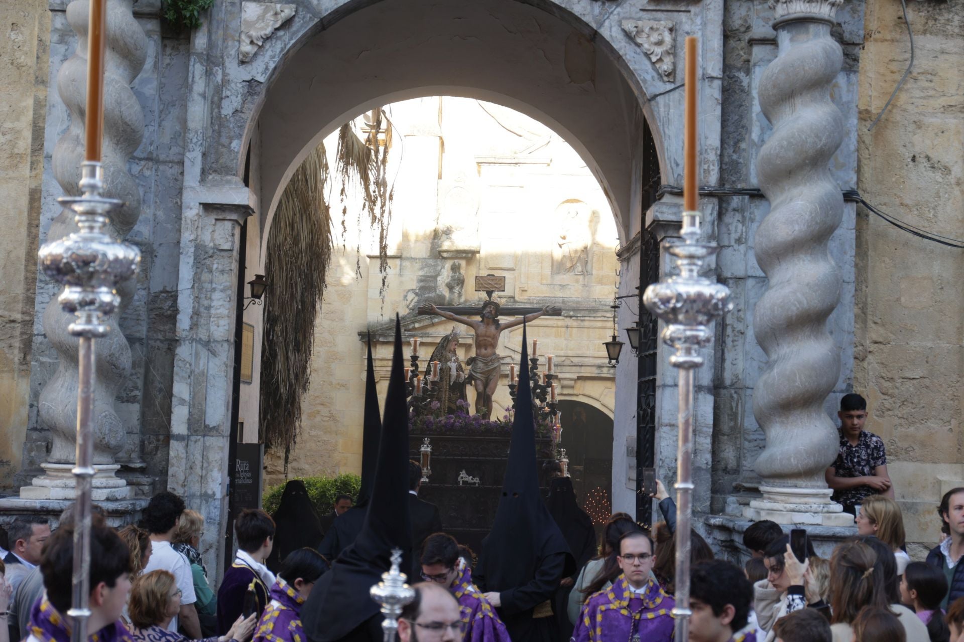 Las imágenes de la procesión de la Expiración del Viernes Santo de Córdoba