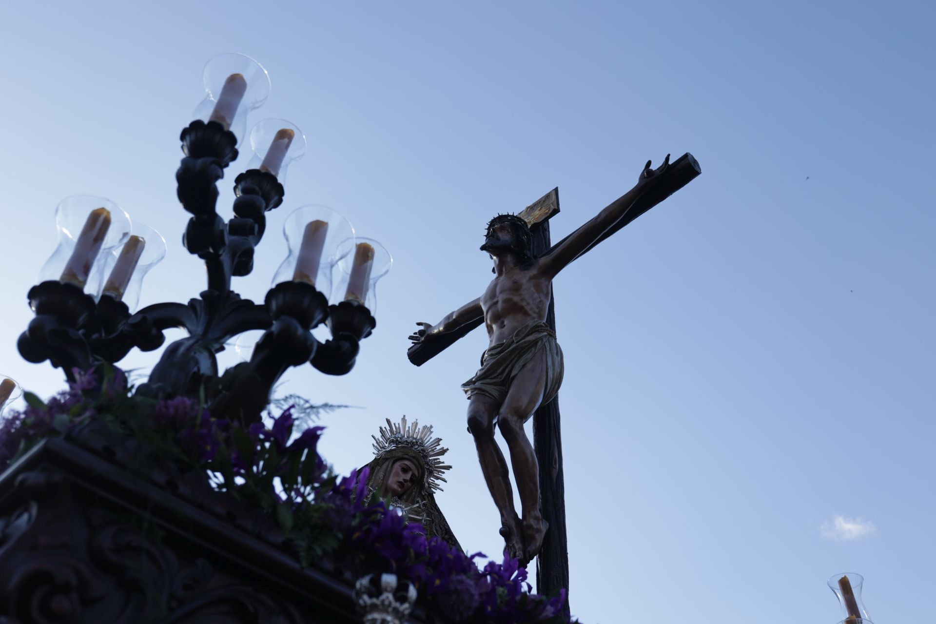 Las imágenes de la procesión de la Expiración del Viernes Santo de Córdoba