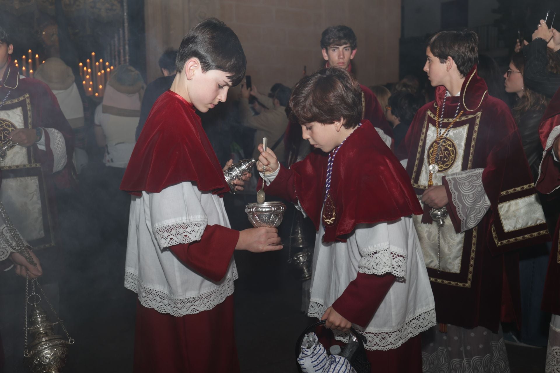 Las imágenes de la Buena Muerte en la Madrugada de la Semana Santa de Córdoba