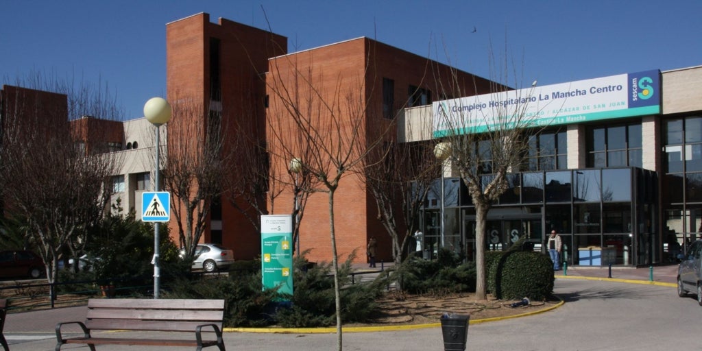 Un joven, afectado por inhalación de humo tras el incendio de una cocina en Pedro Muñoz