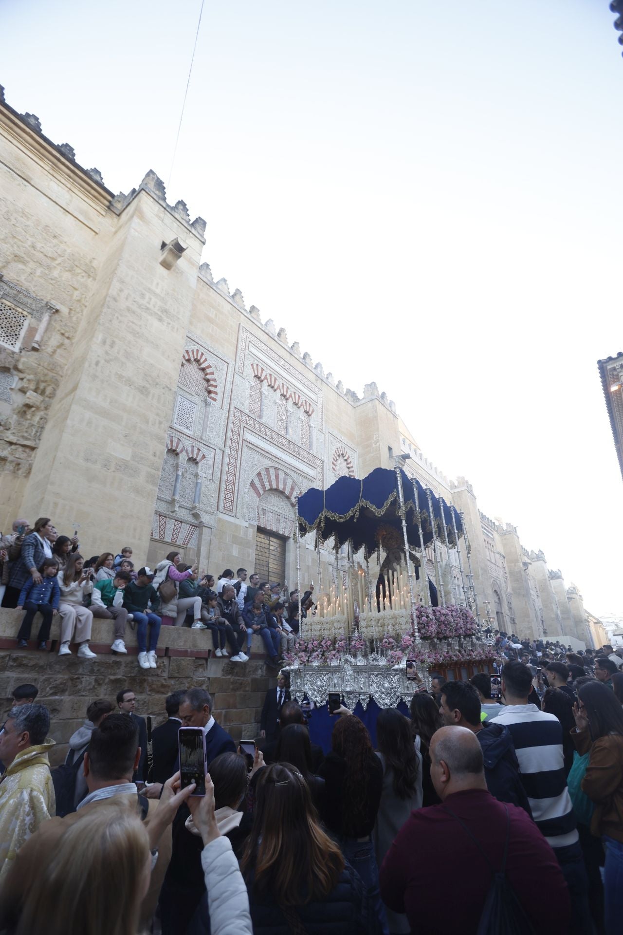 El regreso de la hermandad de la Estrella de Córdoba, en imágenes