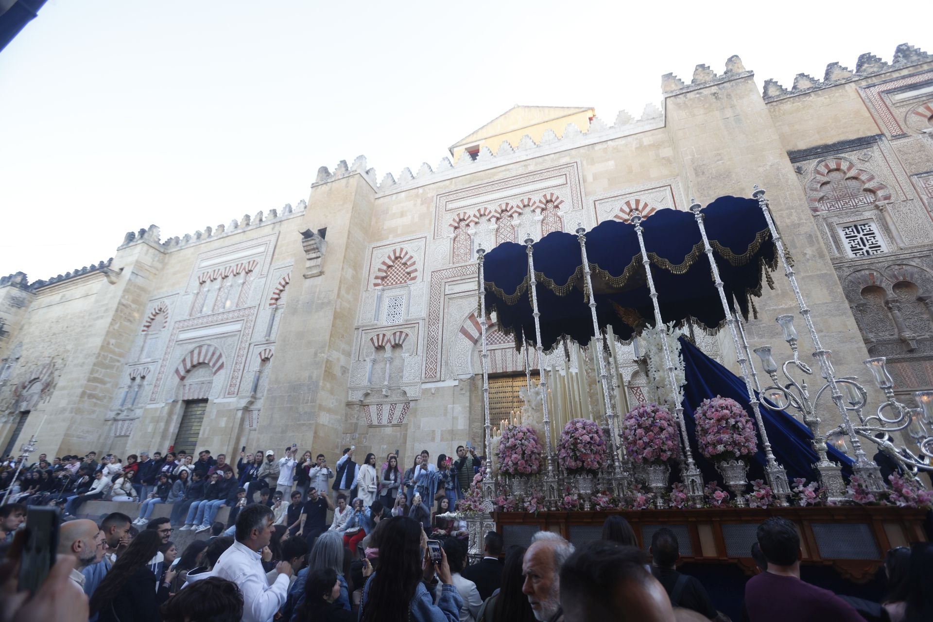El regreso de la hermandad de la Estrella de Córdoba, en imágenes