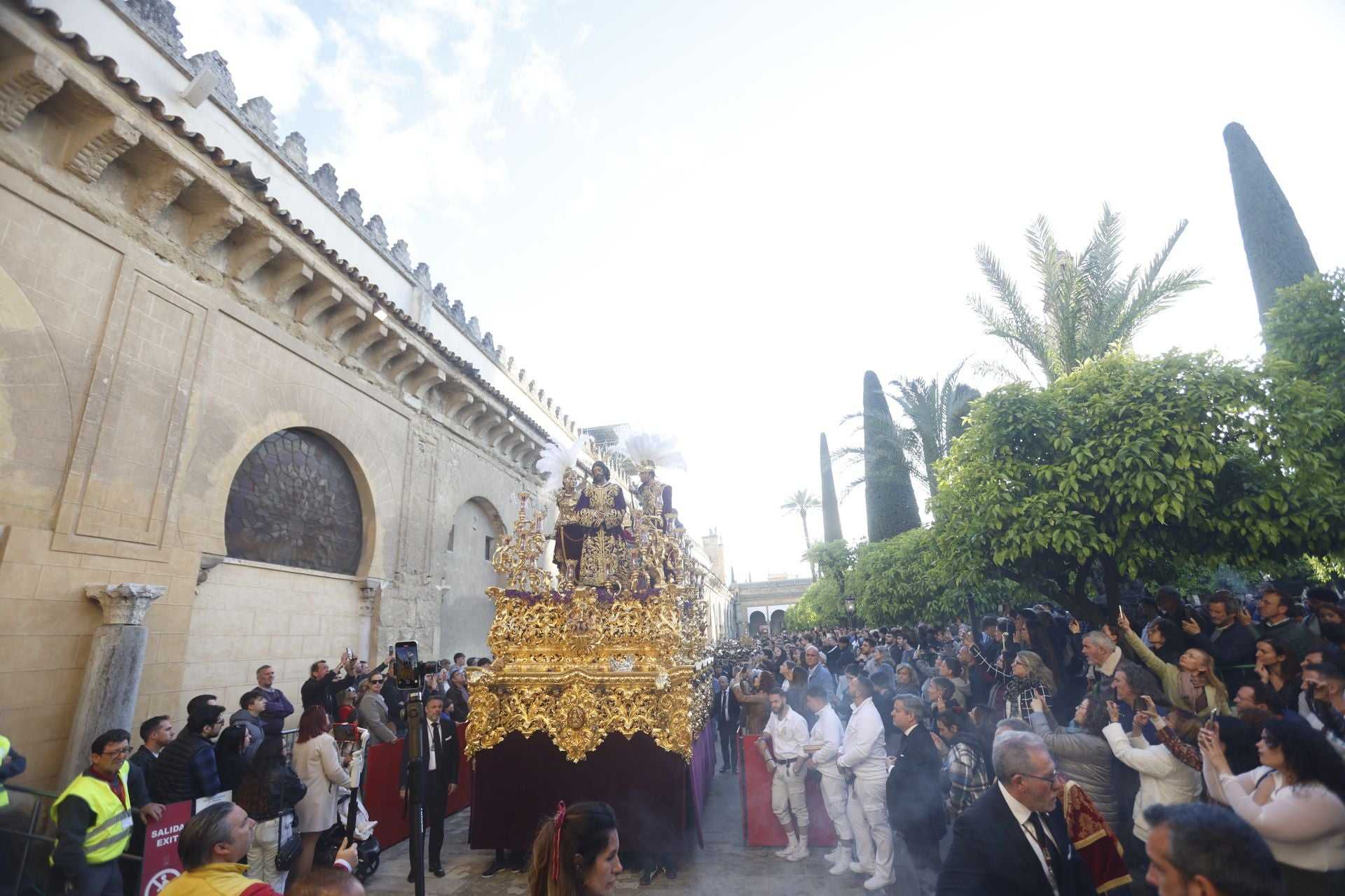 El regreso de la hermandad de la Estrella de Córdoba, en imágenes