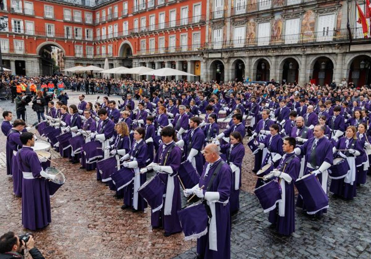 Tamborrada en la Plaza Mayor la pasada Semana Santa
