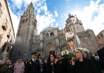 En imágenes, la procesión del Encuentro entre Jesús Resucitado y la Virgen de la Alegría