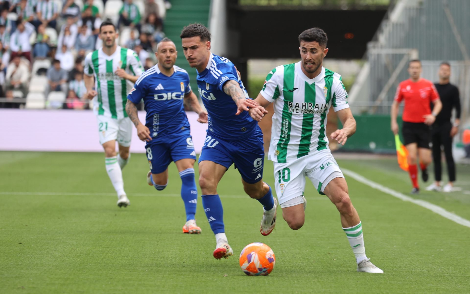 El emocionante empate del Córdoba con el Oviedo, en imágenes