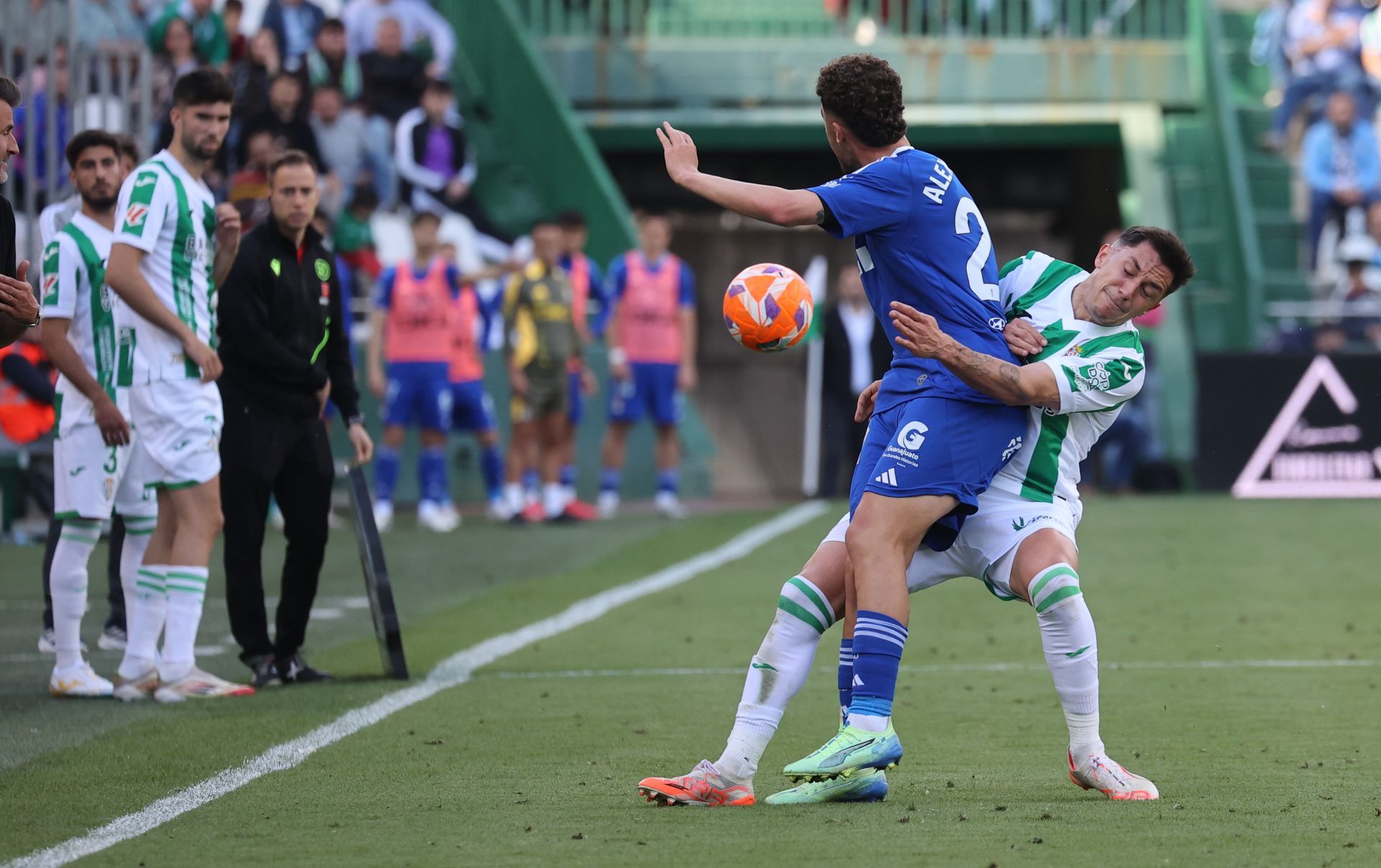 El emocionante empate del Córdoba con el Oviedo, en imágenes