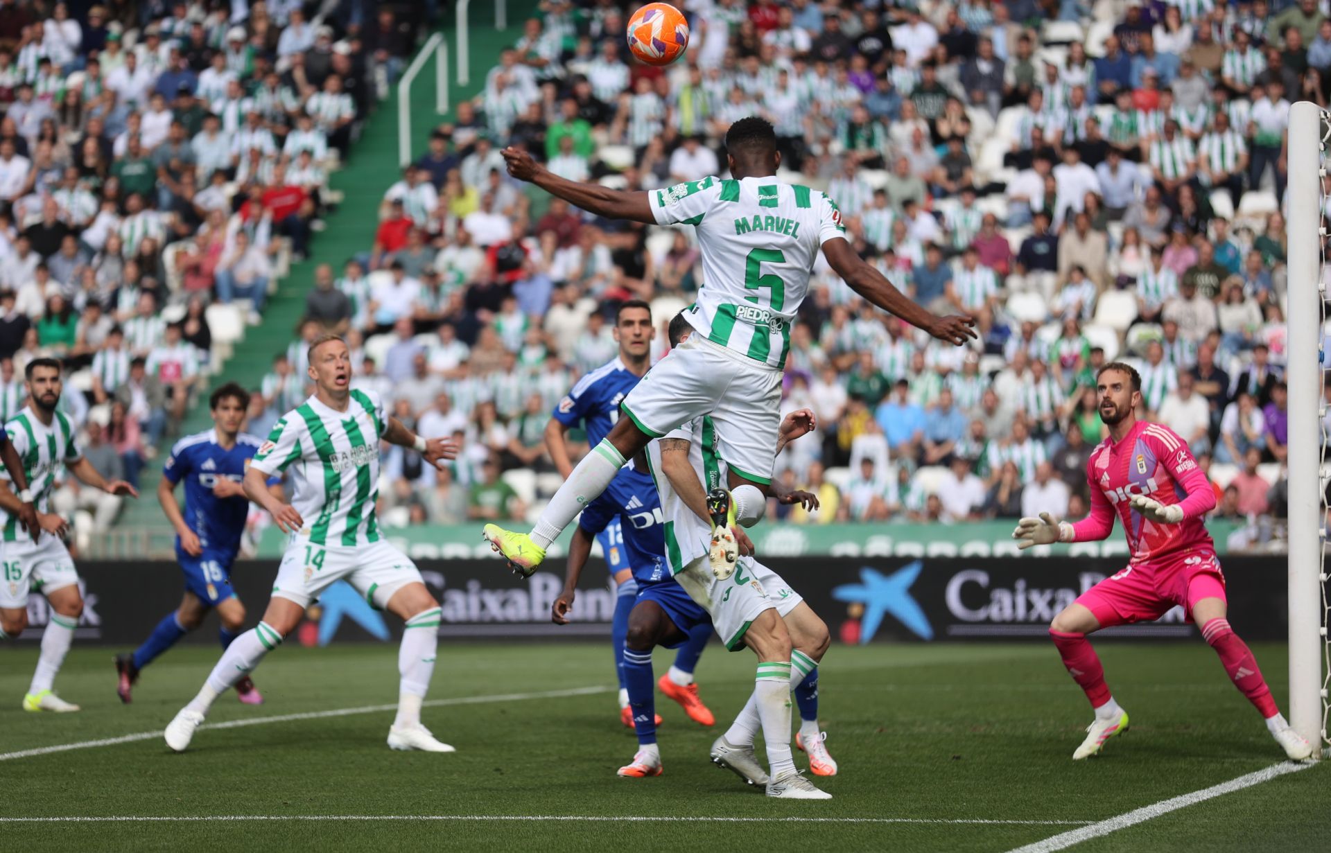 El emocionante empate del Córdoba con el Oviedo, en imágenes
