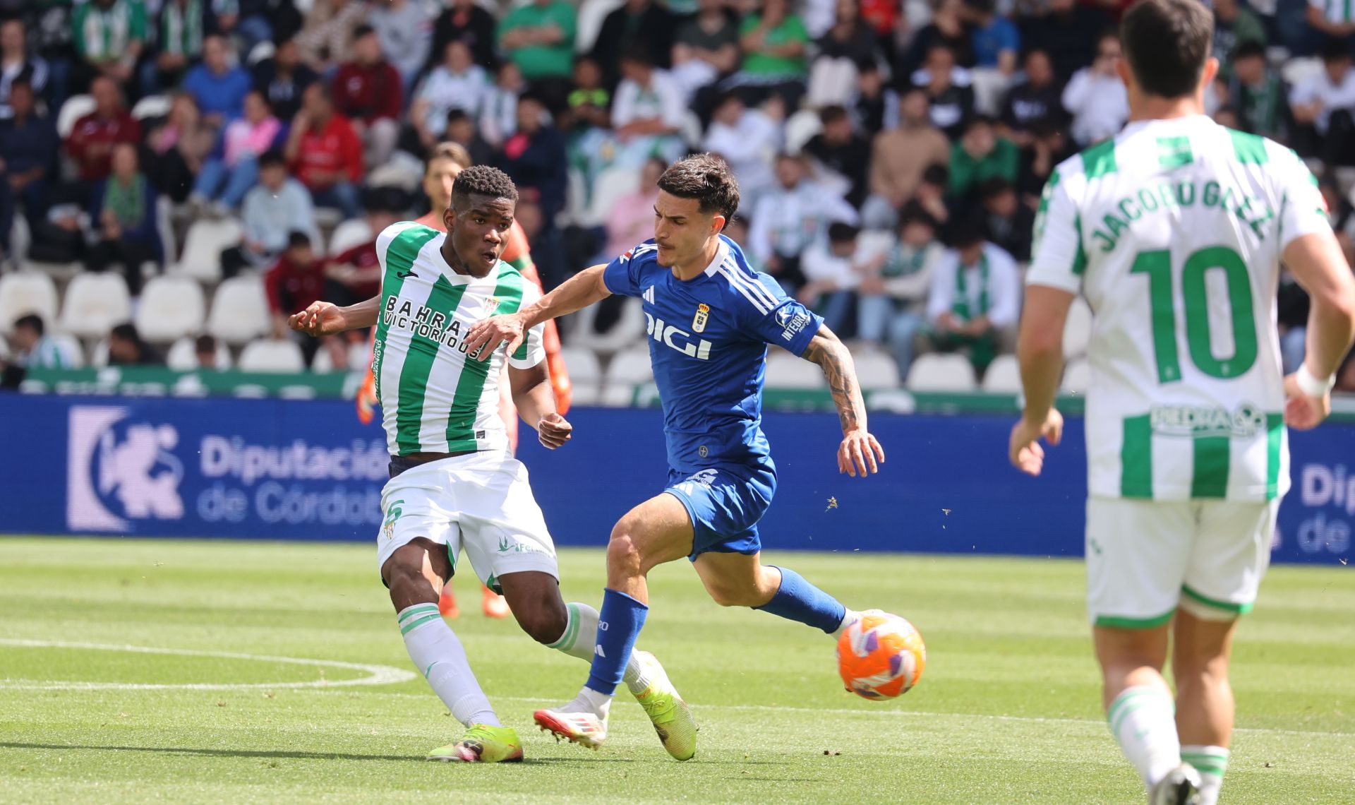 El emocionante empate del Córdoba con el Oviedo, en imágenes