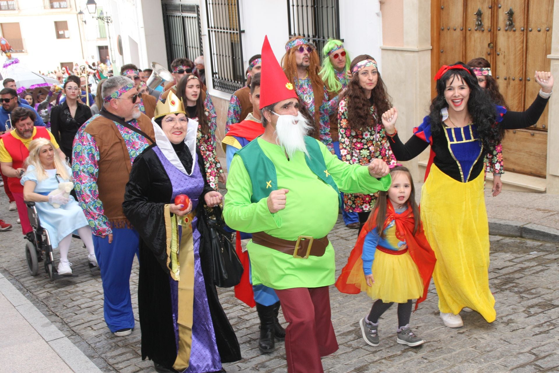 La colorida Pascua de los Moraos de Carcabuey, en imágenes