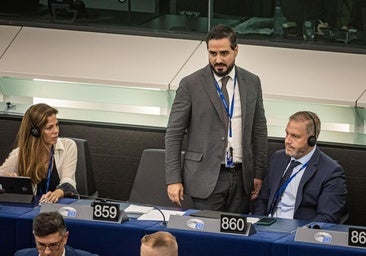Crisis en el partido de Alvise: sus dos eurodiputados se rebelan y estudian acciones legales contra él