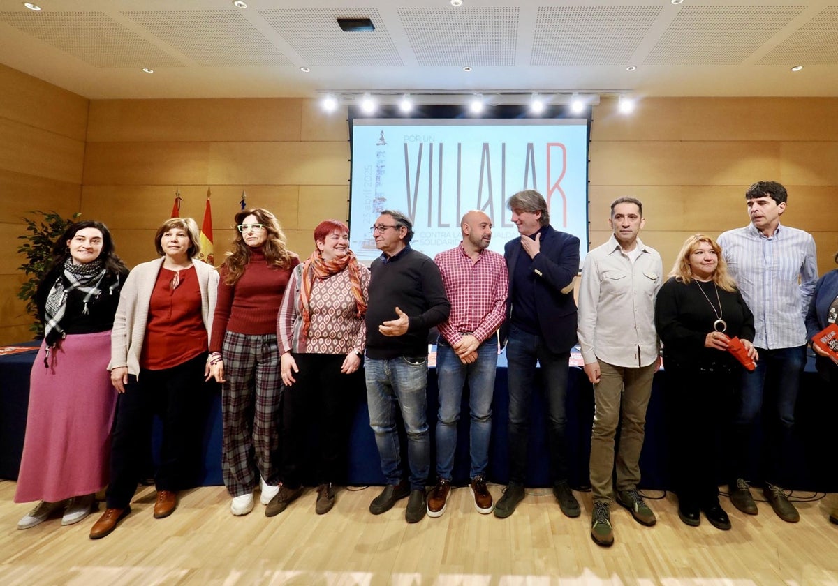 Los firmantes del manifiesto de Villalar, este lunes en las Cortes